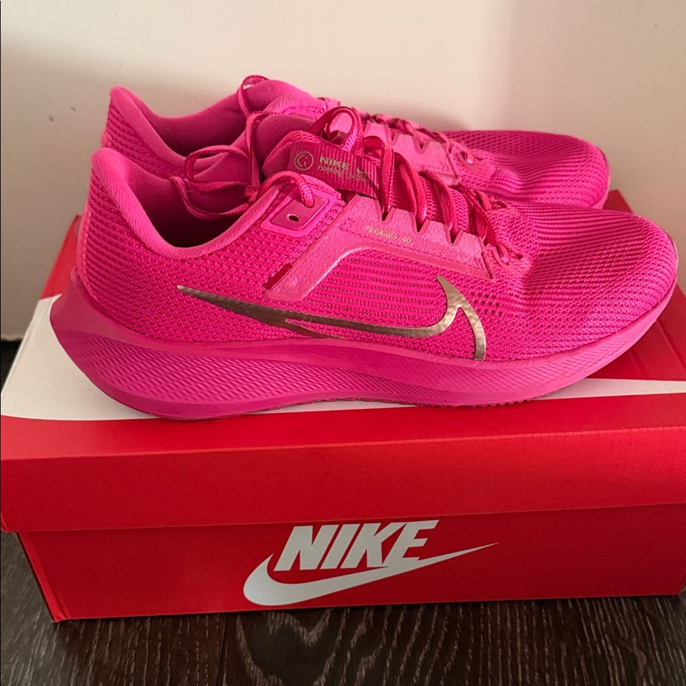 Nike Pegasus 40 Hot Pink Running Shoes
